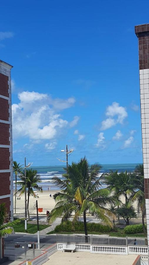 Apartment Tupi Vista Mar Ii: Beachfront With Wi-fi And Parking